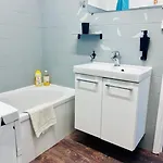 Apartment Climatise Le Flot Bleu Proche Plages, Aeroport, Centre Formations, Cap 3000, Cerfpa *