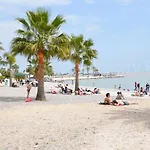 Apartment Climatise Le Flot Bleu Proche Plages, Aeroport, Centre Formations, Cap 3000, Cerfpa *