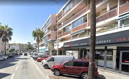 Climatise Le Flot Bleu Proche Plages, Aeroport, Centre Formations, Cap 3000, Cerfpa Appartement