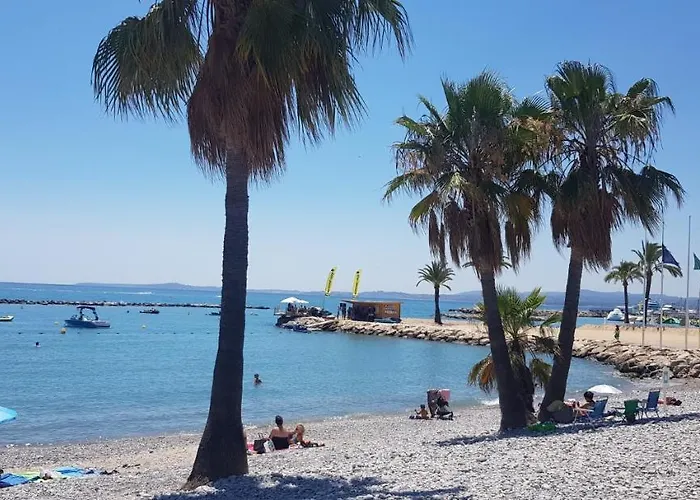 Appartement Climatise Le Flot Bleu Proche Plages, Aeroport, Centre Formations, Cap 3000, Cerfpa *